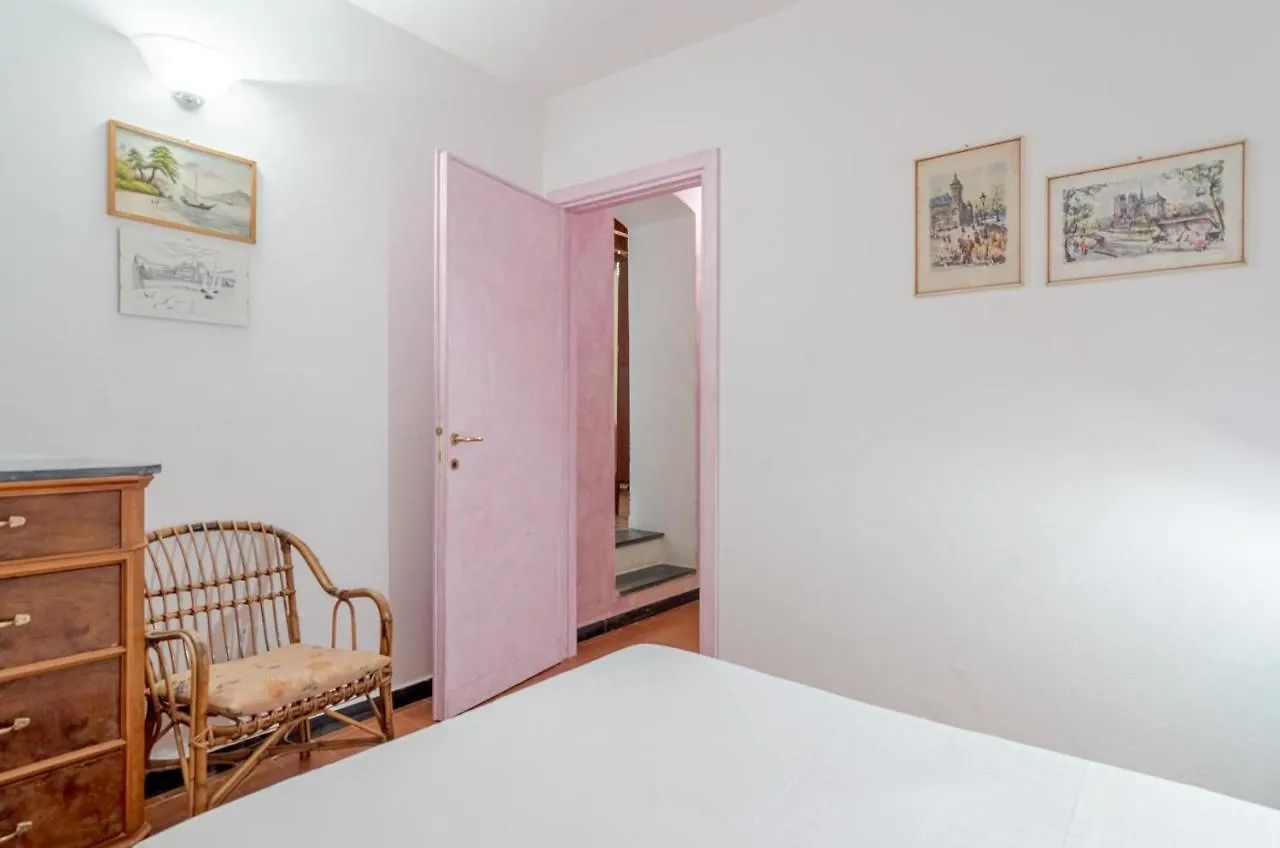 Recco Apartment With View And Pool